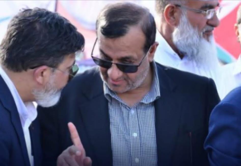 مهندس احمد جباری در نشست با شوراهای اسلامی و دهیاران در شهرستان بستک گفت: نمی شود و نمی توانیم نداریم مهندس احمد جباری در نشست با شوراهای اسلامی و دهیاران در شهرستان بستک گفت: نمی شود و نمی توانیم نداریم